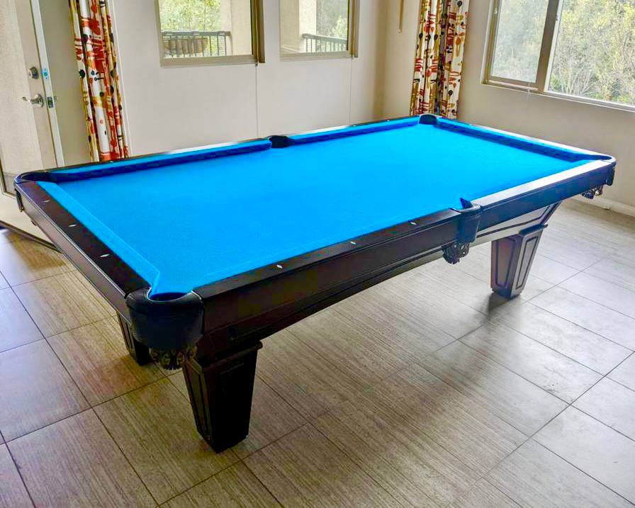 Transporting a billiard table